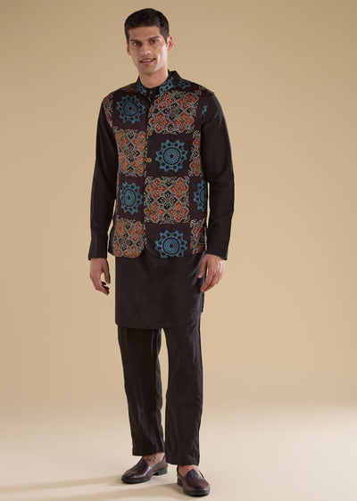 black-ajrakh-printed-kurta-jacket-set-sg349261-1 77cd6cf1-b45a-4a1f-bab1-dd963ac8cb26