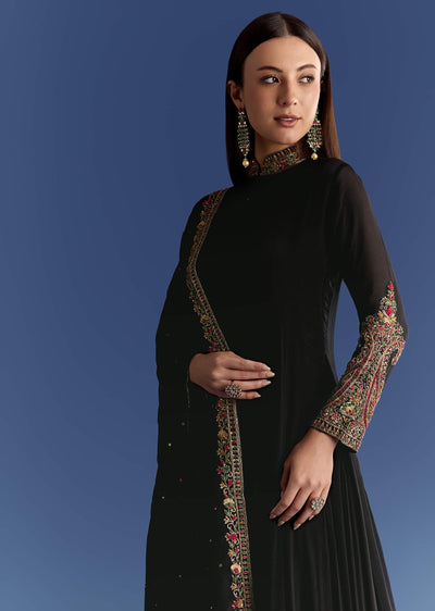 Black Chinon Anarkali With Embroidered Collar And Zari Dupatta