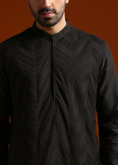 black-kurta-set-for-men-with-pintucks-sg328935-1