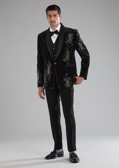 black-velvet-tuxedo-with-zardozi-embellished-detail-sg368161-1 299dc9ba-68e7-41ca-9116-7768347bb2bf