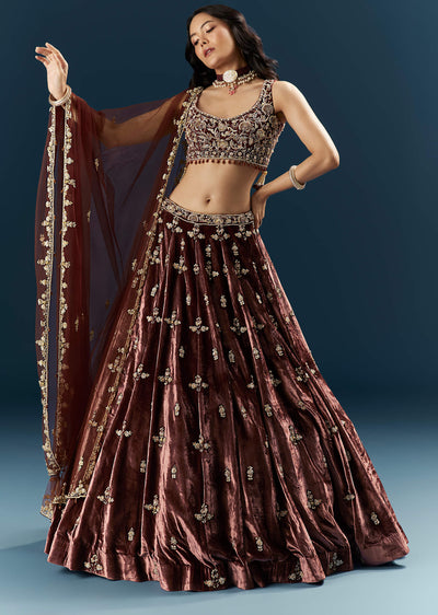 brown-velvet-bridal-lehenga-with-rose-gold-embroidery-sg337774-1