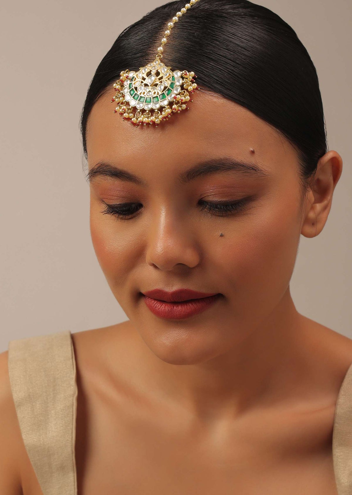 gold finish kundan multicolor maangtika with syntheti-sg145776 2