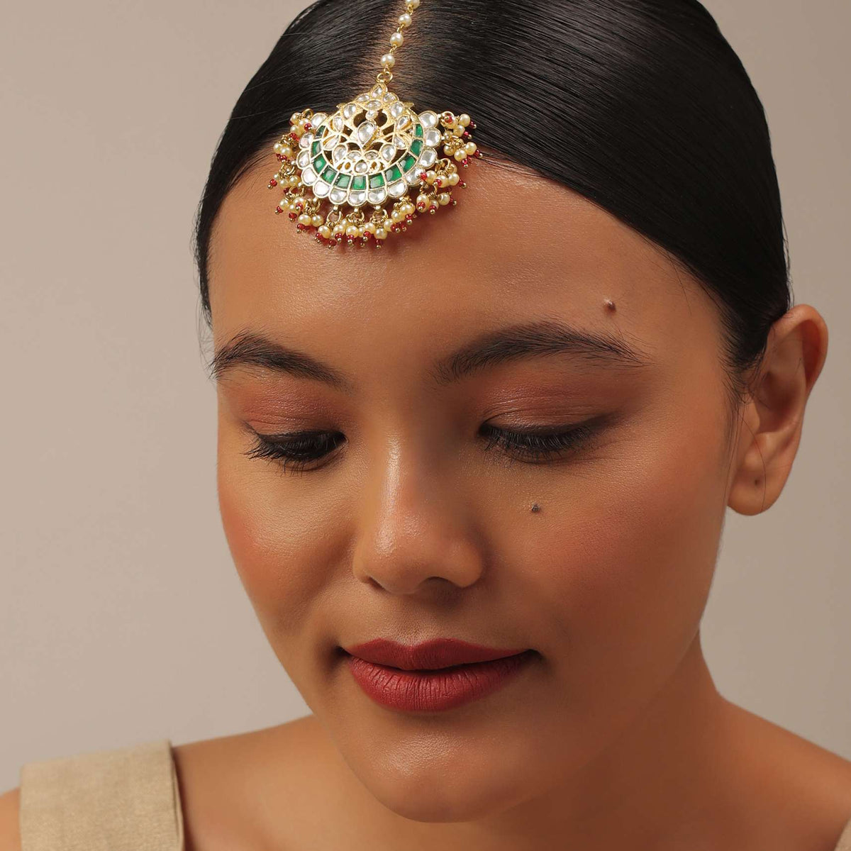 gold finish kundan multicolor maangtika with syntheti-sg145776 3