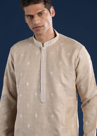 green-embellished-kurta-set-for-men-sg330510-1 3b778416-6b6a-4ef1-a5da-ea7a44426b3d