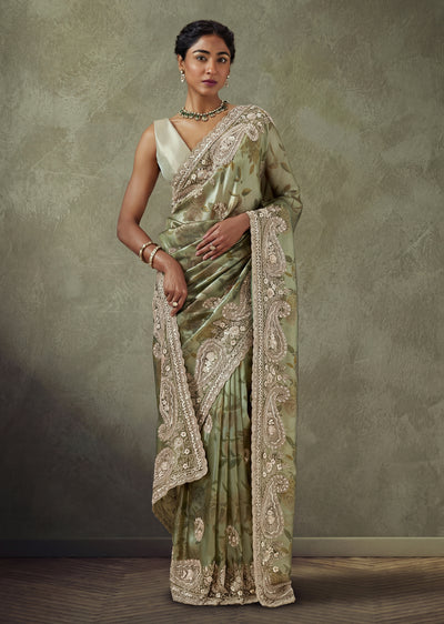 Green Jacquard Saree With Cut Dana And Sequin Embellished Pallu