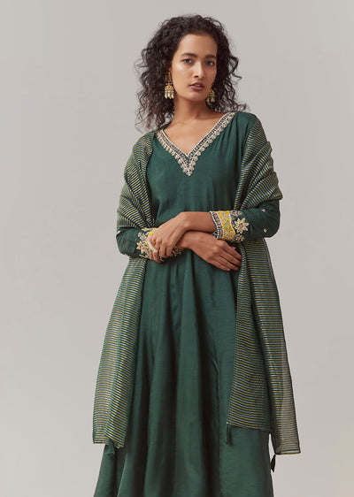 green-sequin-embellished-silk-anarkali-set-sg341145-1 59600c0b-aeb4-4477-9167-740953ae0572