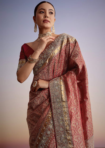 maroon-jacquard-silk-saree-with-heavy-embroidered-border-and-pallu-sg318011-1