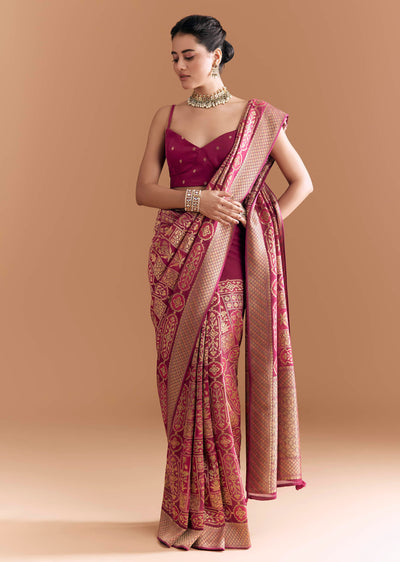 maroon-khadhi-georgette-saree-with-floral-and-geometric-zari-work-sg355129-1
