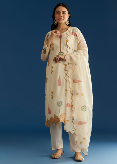 off-white-block-print-kurta-and-dupatta-set-in-mull-chanderi-sg305518-1