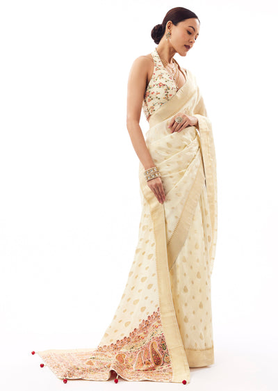 off-white-dola-silk-woven-saree-with-golden-butti-and-multicolour-brocade-jaal-pallu-sg350715-1 6fad7c62-57d9-4079-8623-a29eb8050d93