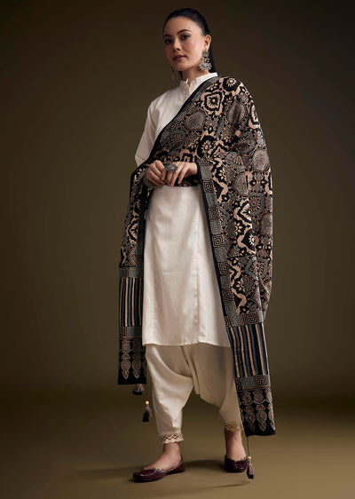 off-white-khadi-dhoti-suit-with-black-hand-dyed-ajrakh-dupatta-sg356610-1