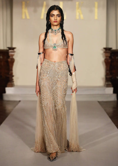 off-white-net-bridal-lehenga-set-with-hand-embroidered-fishcut-skirt-sg356250-1