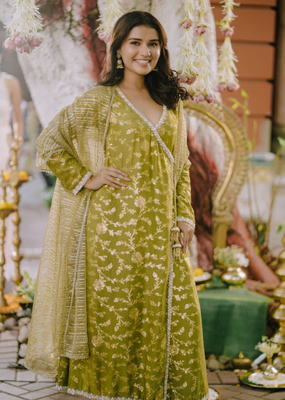olive green banarasi silk kurta set-sg166746