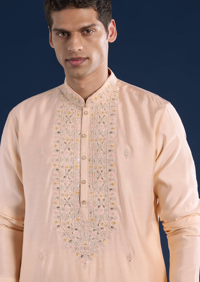 peach-zari-motif-kurta-set-sg369683-1 0168a84b-b8bd-4e41-8e86-d7abc949dab5