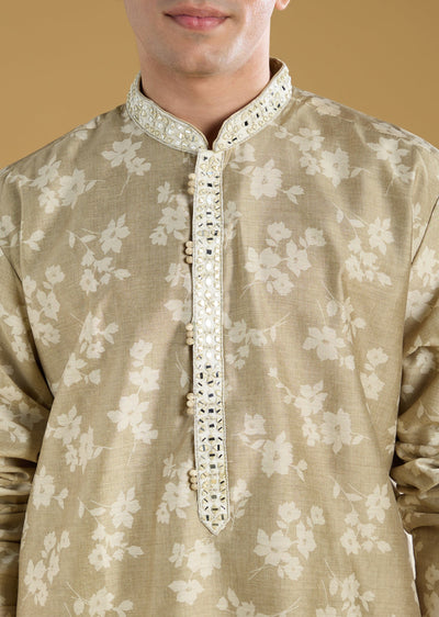 pista-green-mens-kurta-set-with-thread-and-mirror-detail-sg357872-2 bc1f38fd-af8b-4697-84d8-d87a9425b449