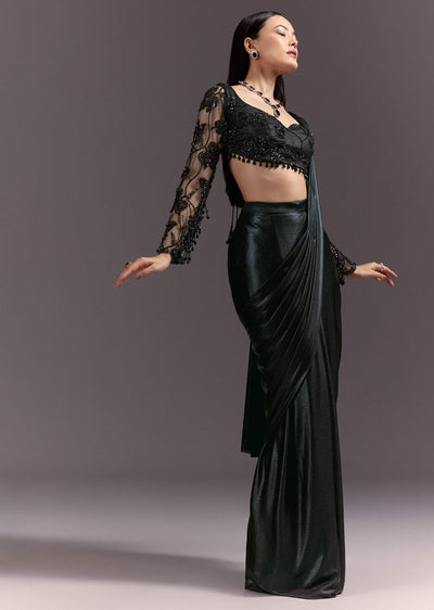 ready-pleated-saree-with-v-neck-blouse-and-cutdana-work-sg324410-2