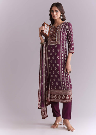 wine-crepe-kurta-set-with-indie-print-and-moti-work-sg337162-1