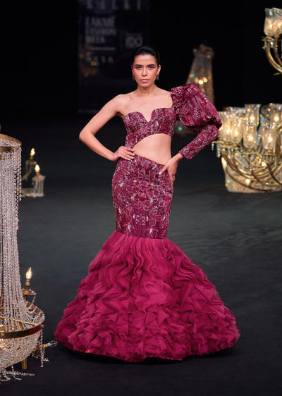 wine fish cut one shoulder organza gown with 3d frills-sg226233