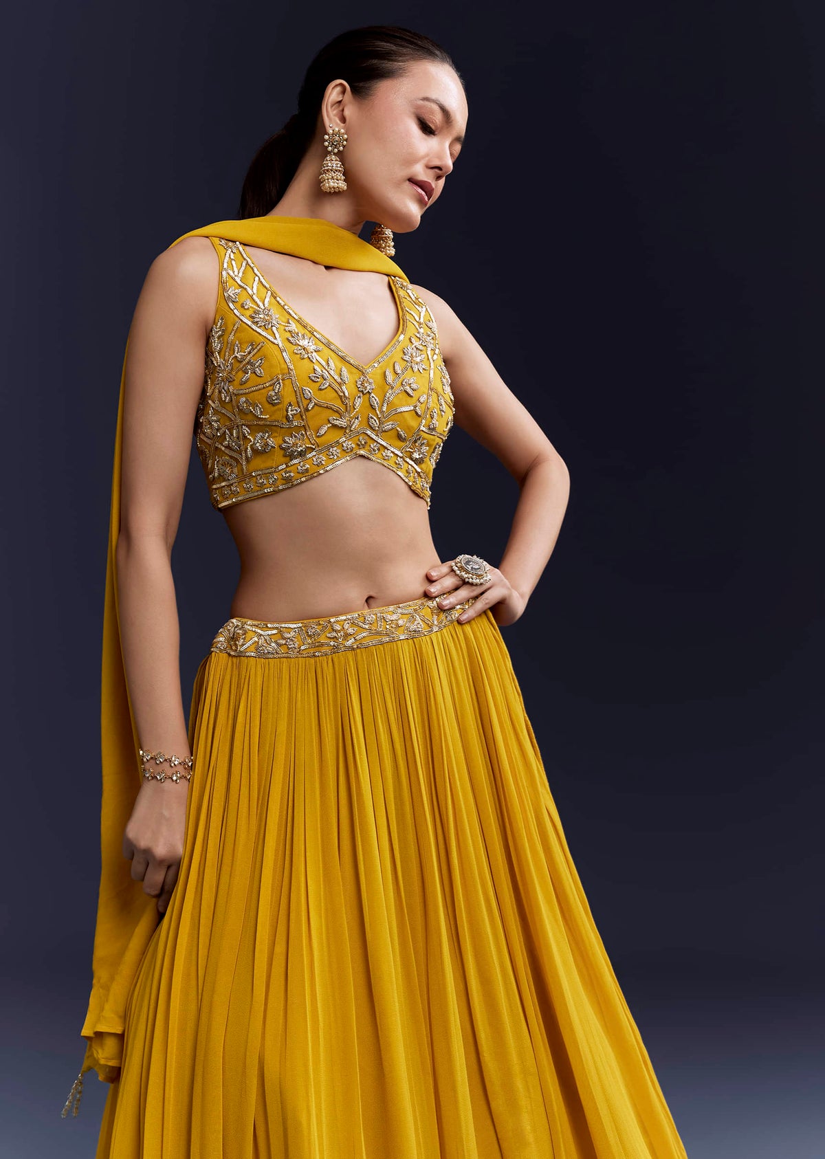 yellow-bridesmaid-georgette-lehenga-set-with-cutdana-embroidery-sg339467-5