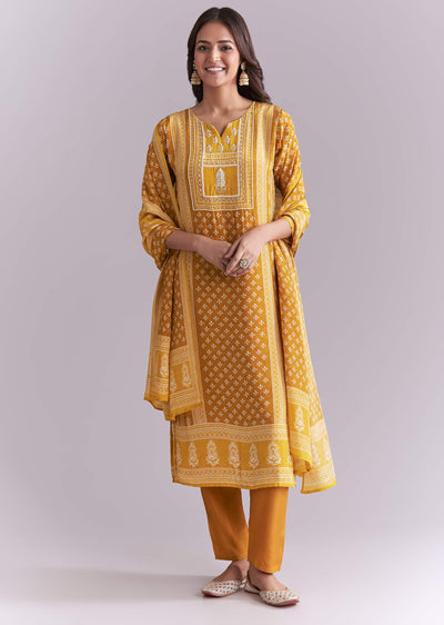 yellow-crepe-kurta-set-with-indie-print-and-moti-work-sg337157-1