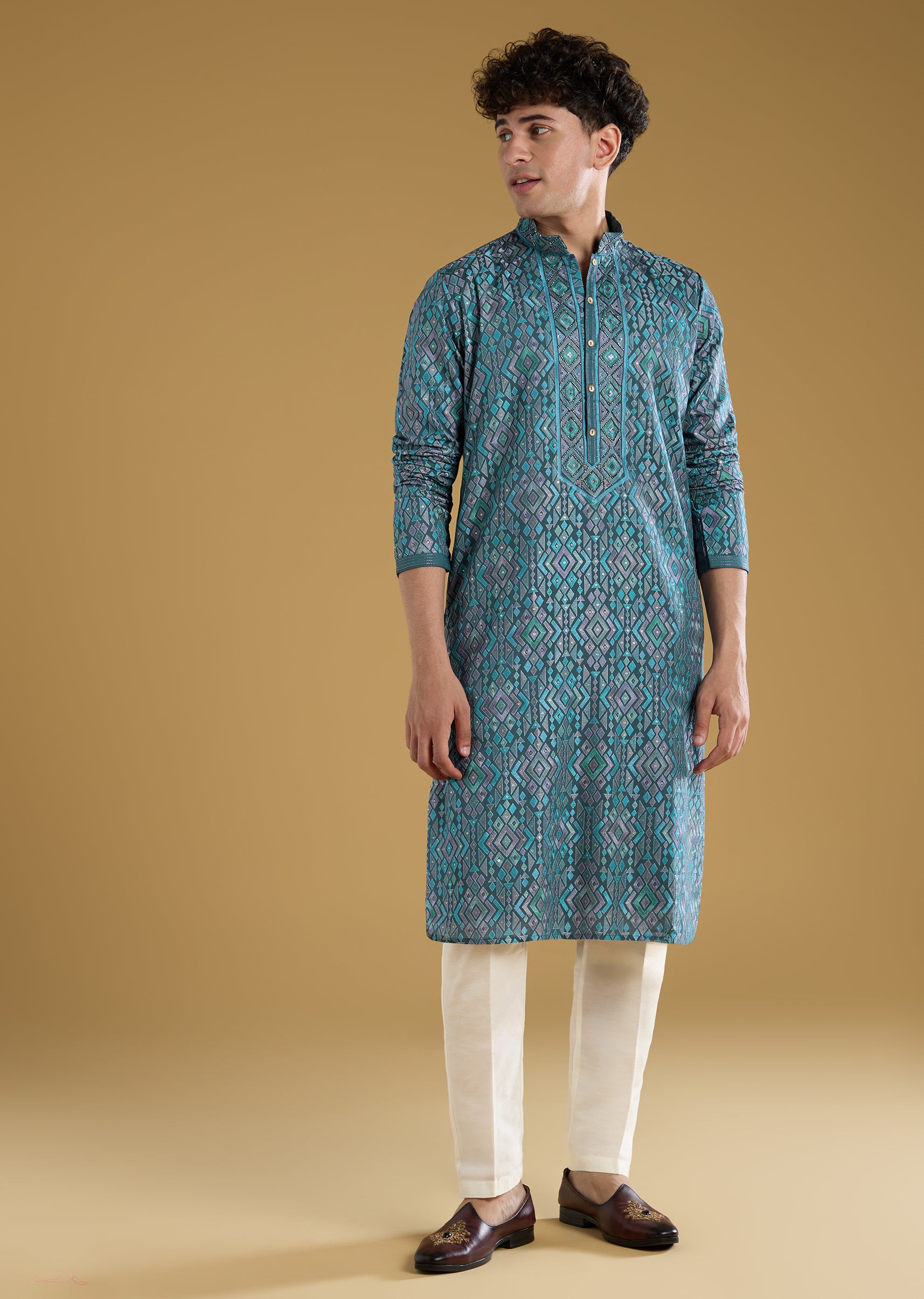 BlueReshamMotifMensKurtaPantSet-sg357902-1 5