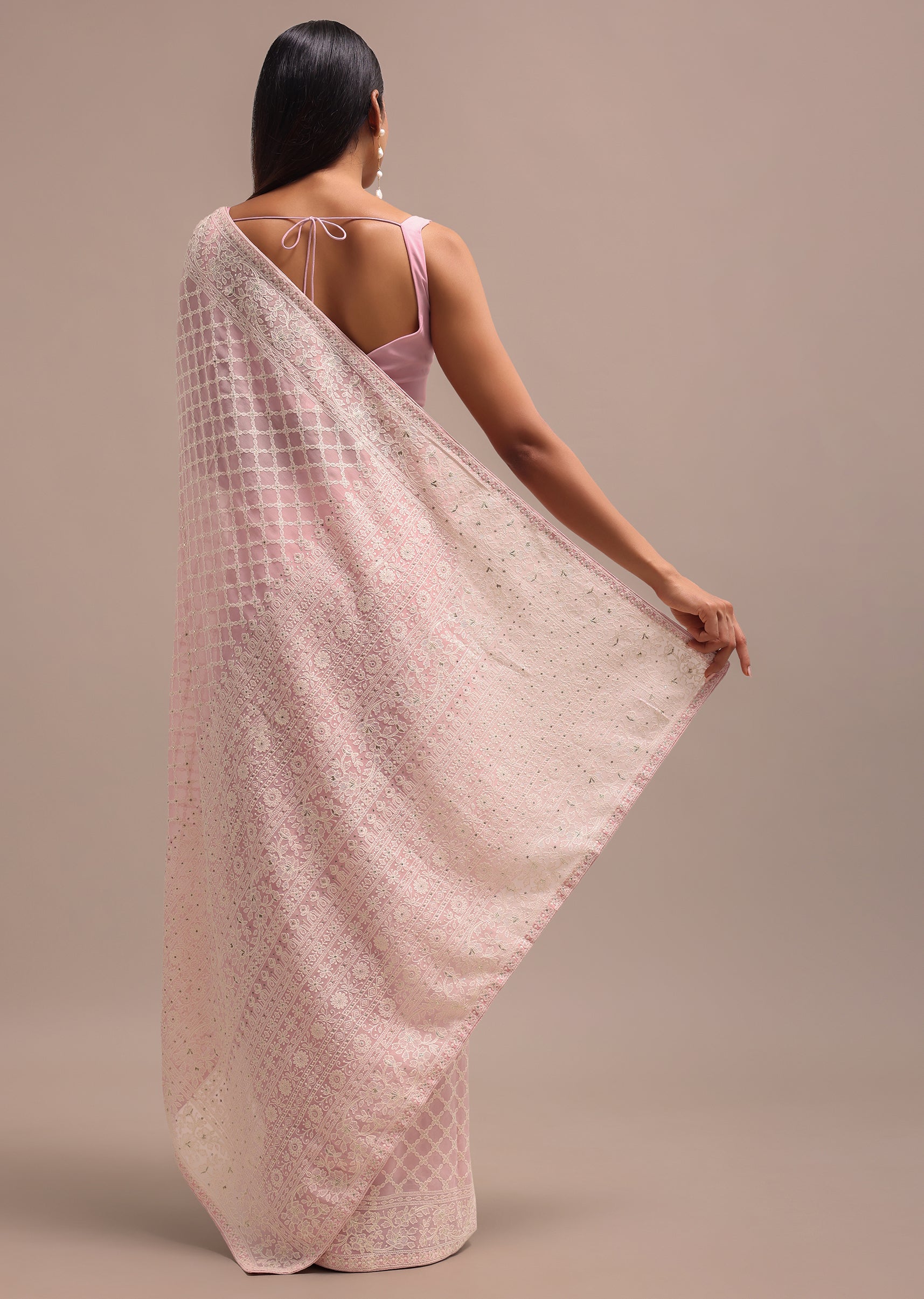 SG237855 6 96003f40-b479-4beb-9990-042779a6122b