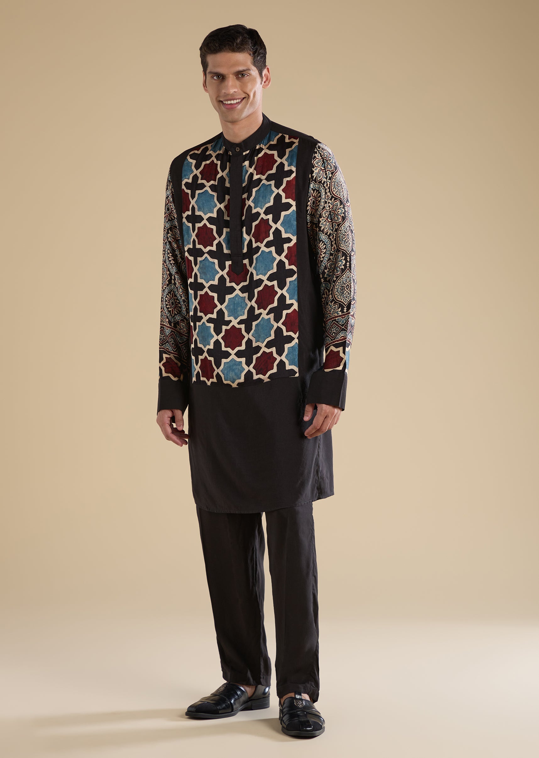 black-ajrakh-printed-kurta-set-sg349373-1 16d8c580-91a5-4a66-8161-b1a3df37ebe8