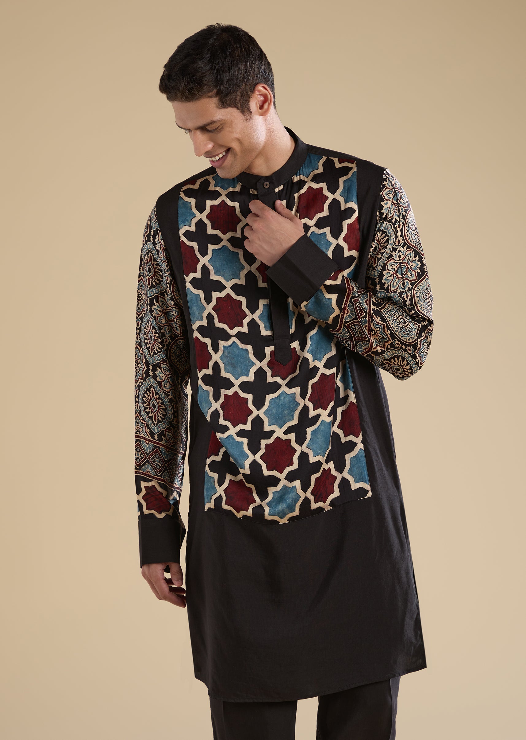 black-ajrakh-printed-kurta-set-sg349373-4 54d66a30-f89c-4381-b5bb-af2f652a03d3