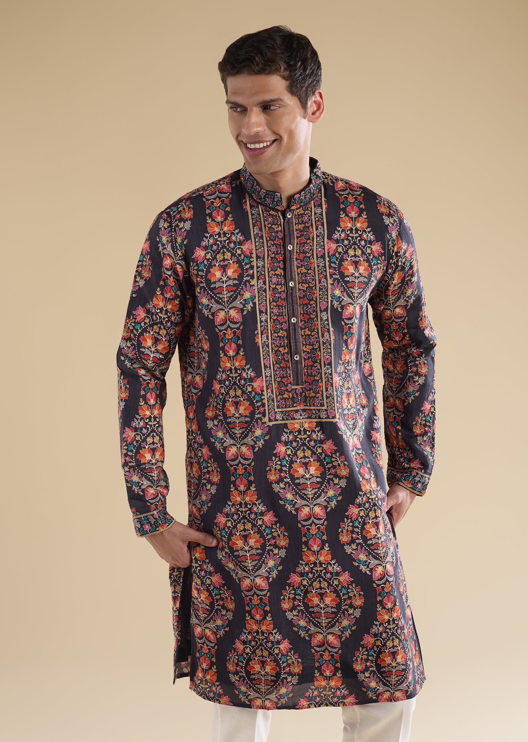 black-cutdana-detail-kurta-set-sg375537-4 7bf7ca86-d162-4bcb-8f35-86843643e93a