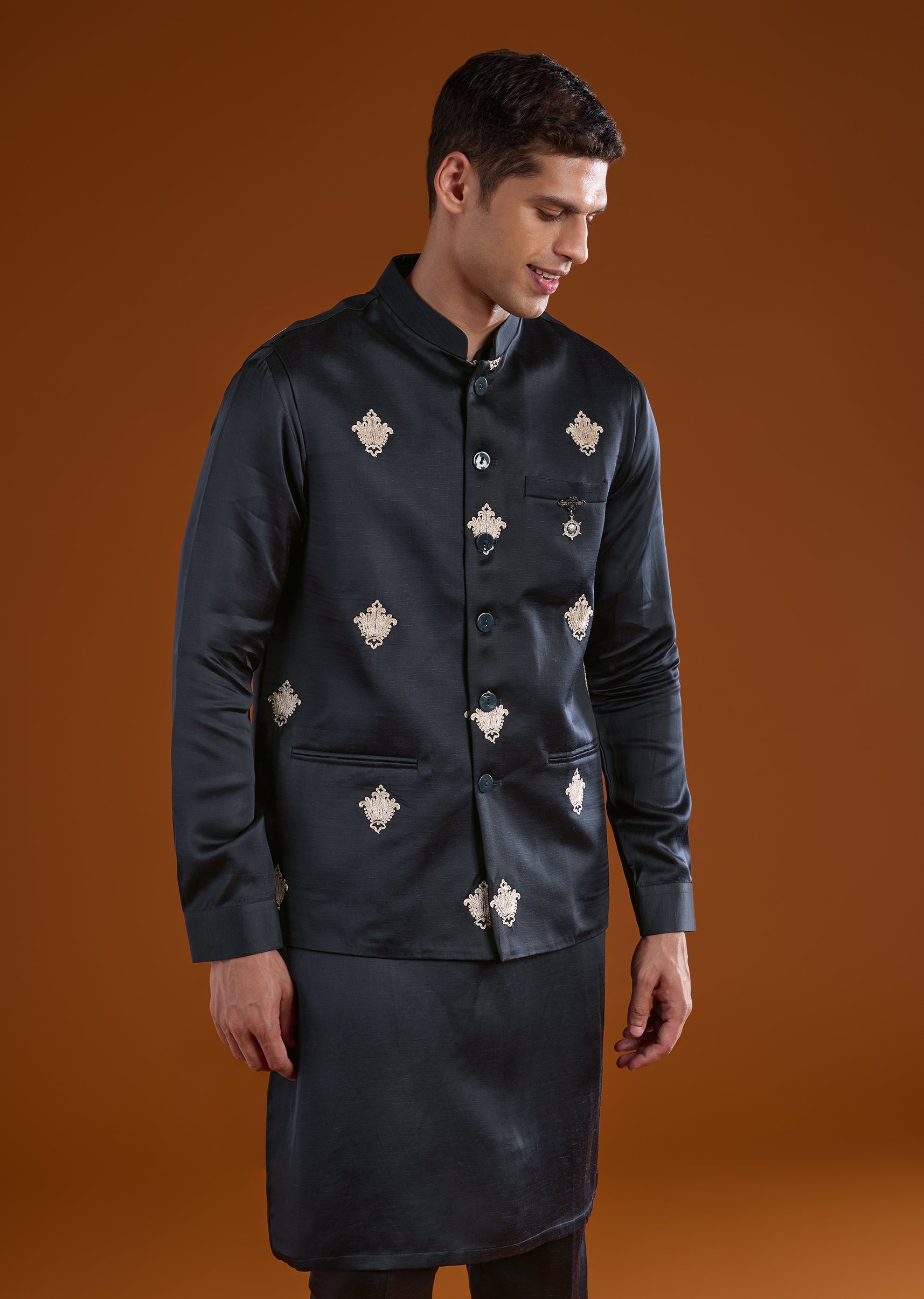 black-embroidered-silk-linen-kurta-jacket-set-sg344373-4 027136b8-96f5-47fd-a900-ac1fed05b2a3