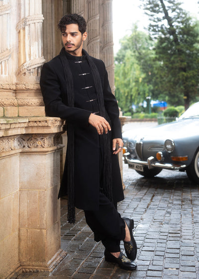 Black Indo Western Set With Statement String Stole