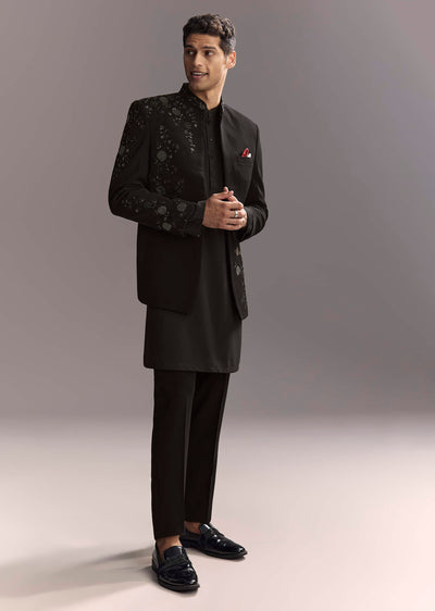 black-jodhpuri-suit-for-men-with-hand-embroidery-sg333628-1 1