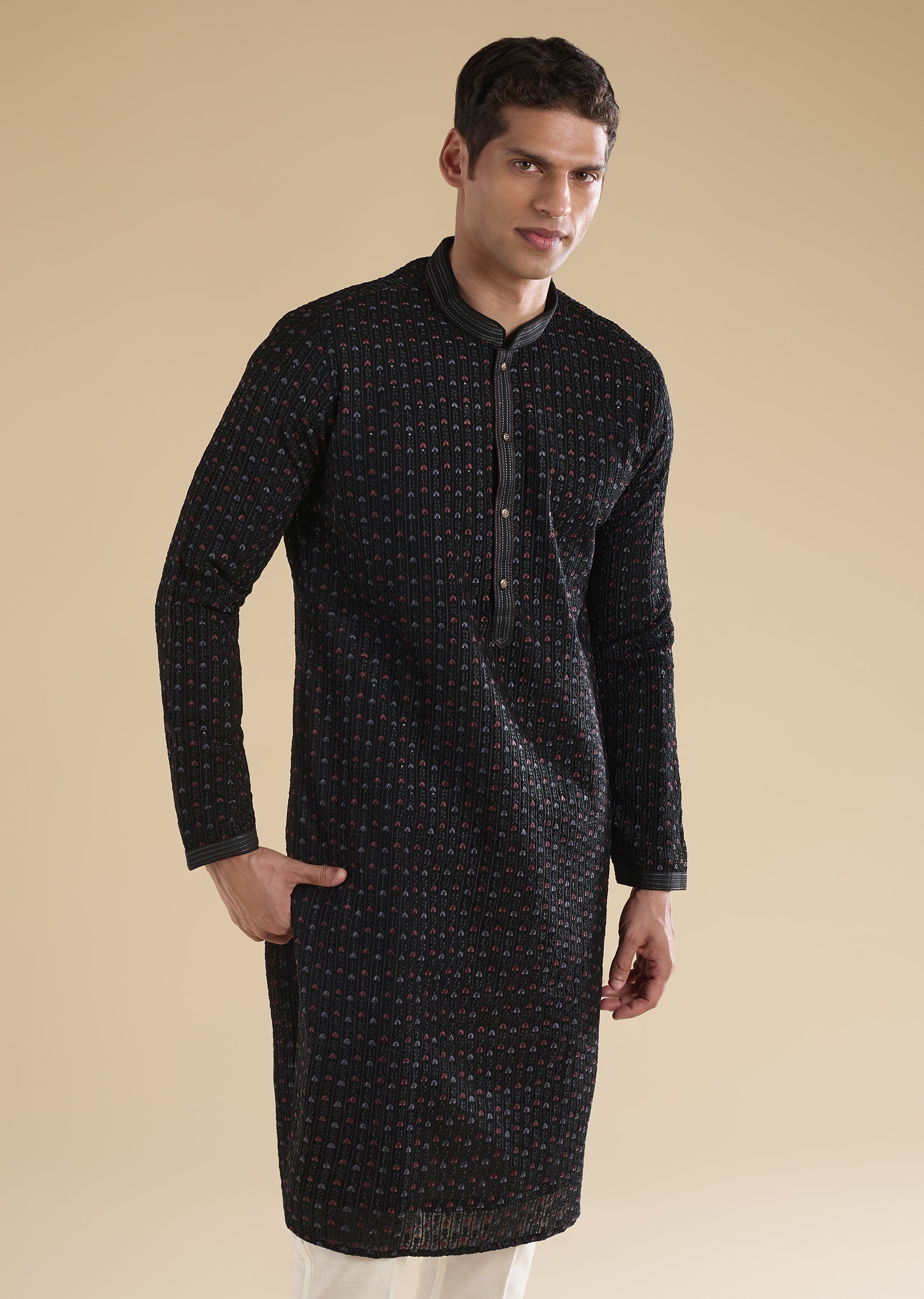 black-minimal-kurta-set-sg366360-1 08be7667-fae0-47ad-ace2-044a6b74bb33