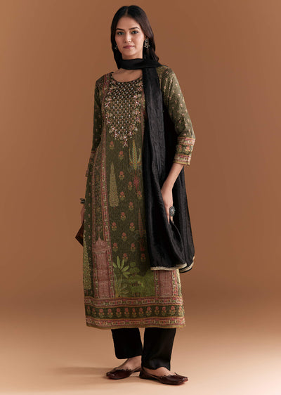 Black Silk Kurta Set With Floral Print And Hand Embroidery