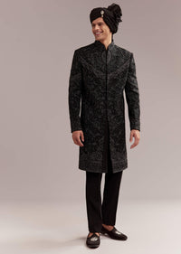 black-silk-sherwani-for-groom-with-intricate-embroidery-sg356149-1
