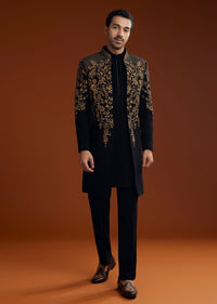 black-suiting-indo-jacket-set-with-zardosi-floral-embroidery-sg304590-1