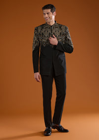 black-suiting-jodhpuri-pant-set-with-embroidery-sg377005-1 5a783c3b-08f3-44b7-aa70-bc5e0cc4ffdf