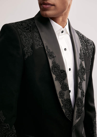 black-tuxedo-for-men-with-cut-work-shawl-collar-sg354400-1