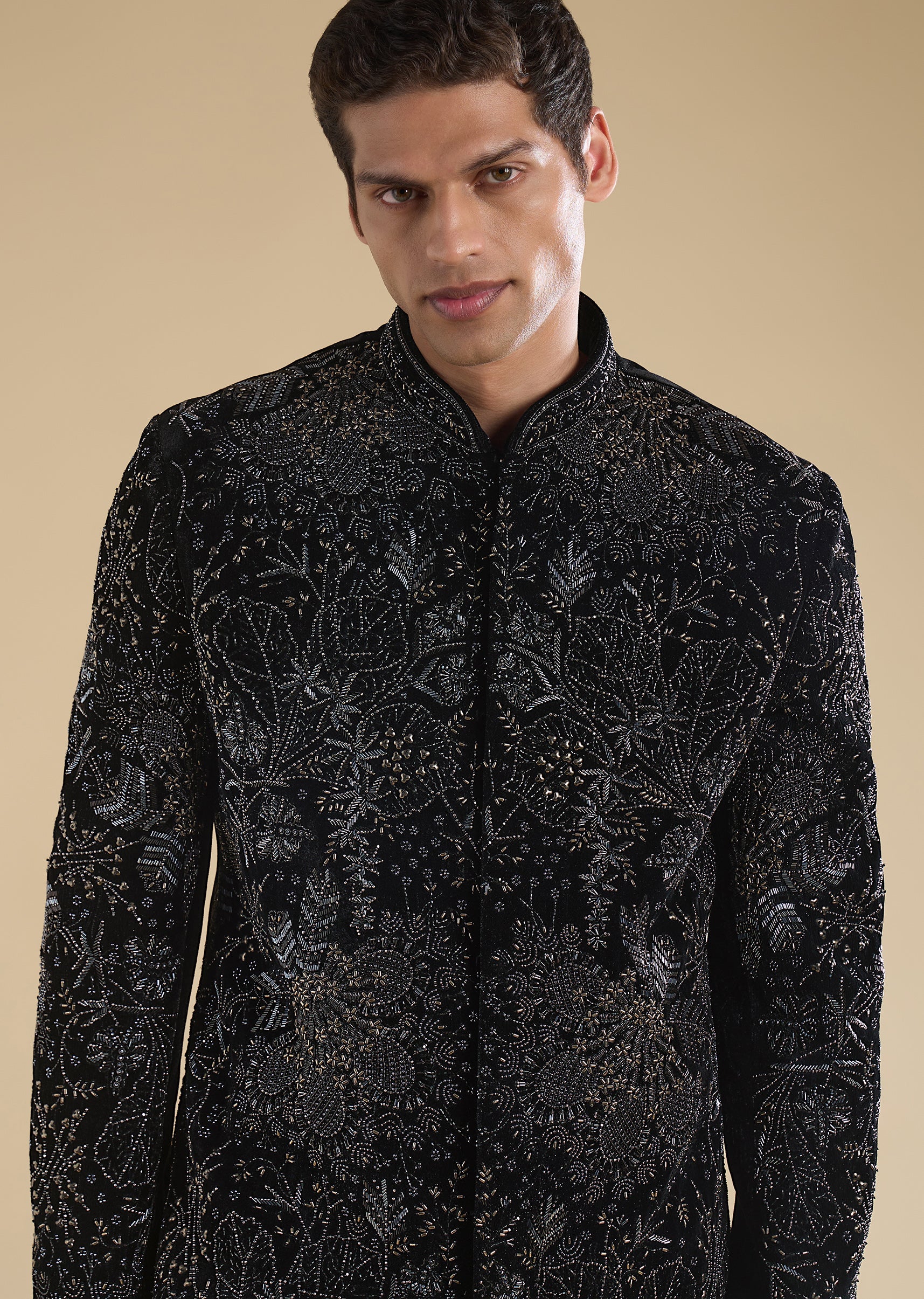 black-velvet-embellished-indo-western-set-sg348562-1 10c4df98-58db-493c-a6b4-8ed508b33438