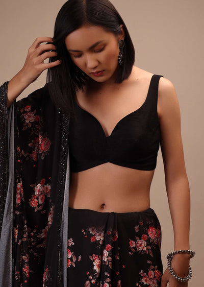 black sleeveless blouse-m001blonat11y-sg95286 2