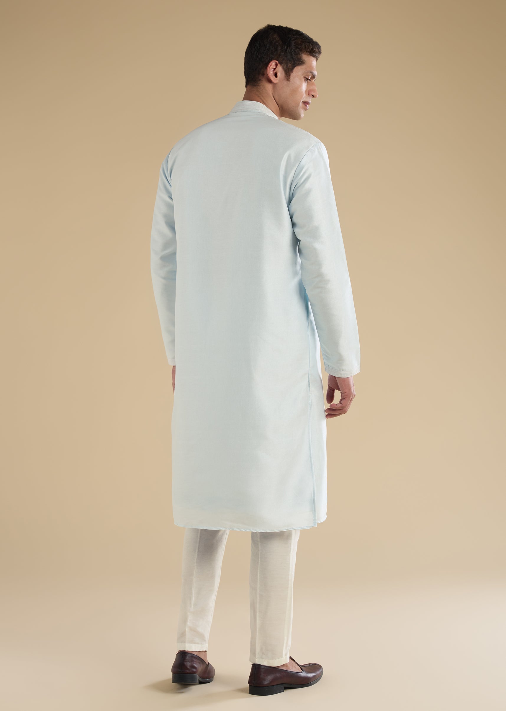blue-embellished-kurta-set-sg365127-5 81f8d5b4-ff16-4ba8-ae4b-a5814ed60c46