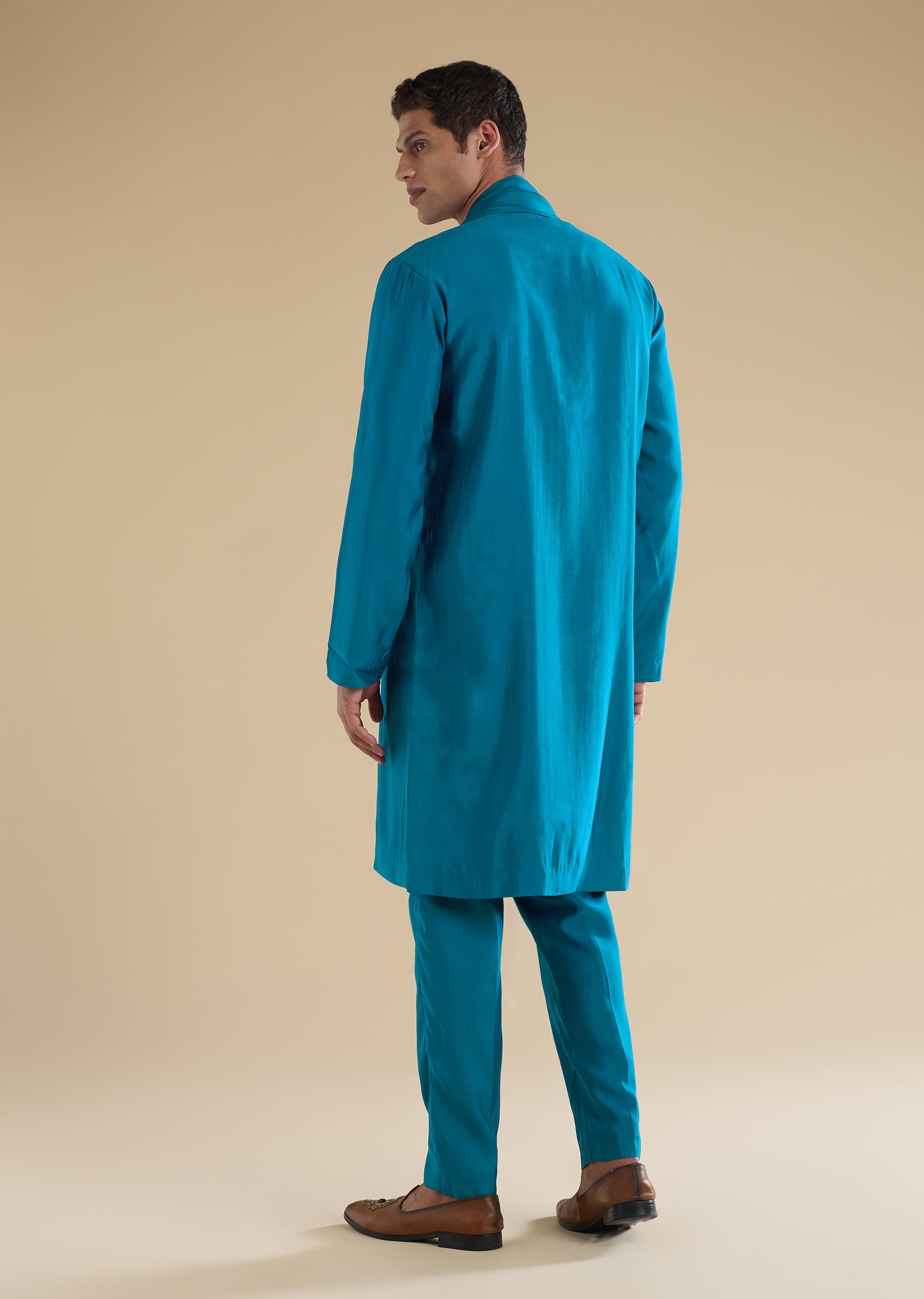 blue-embroidered-kurta-set-with-dupatta-sg368850-5 8a901fd0-6157-4cce-927f-7b0994b2783d