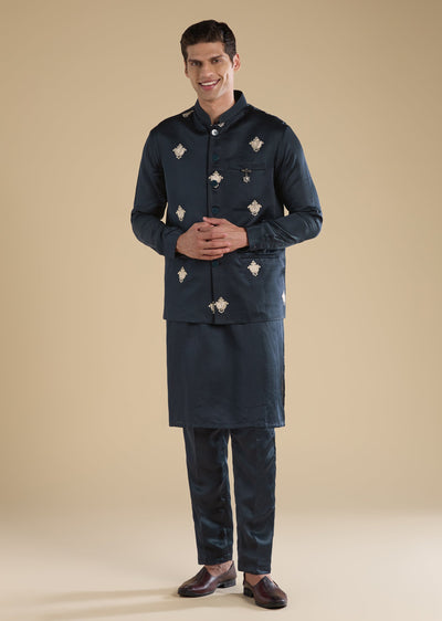 blue-embroidered-kurta-set-with-pants-sg370724-1 9aaead0e-5159-4ad5-b47d-d46cc7f236d5