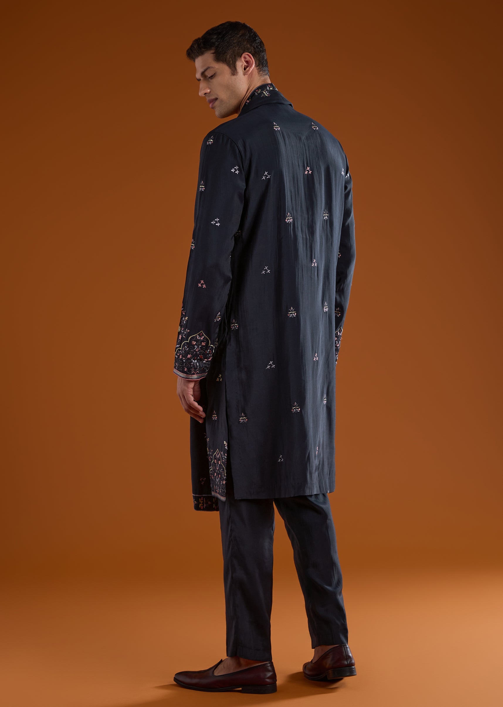 blue-silk-mens-kurta-set-with-resham-work-sg321900-5 f7967065-2cd2-4f99-b05f-f8a6074e7dcb