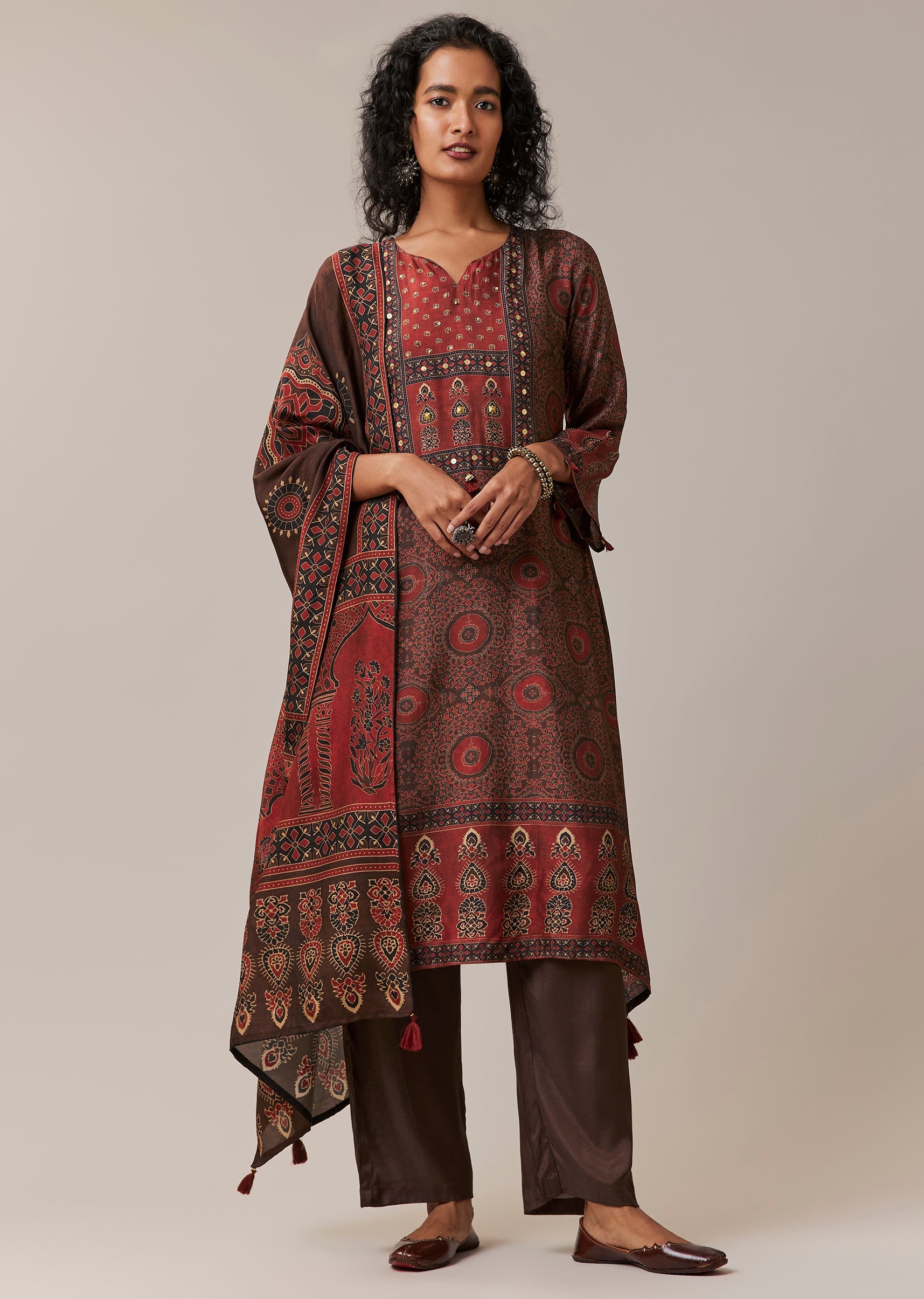 brown-indie-print-silk-kurta-set-sg380391-3 9c866a78-4e10-466a-827d-8b2c67175b25