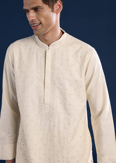 cream-banarsi-silk-mens-kurta-and-pant-set-sg325824-1