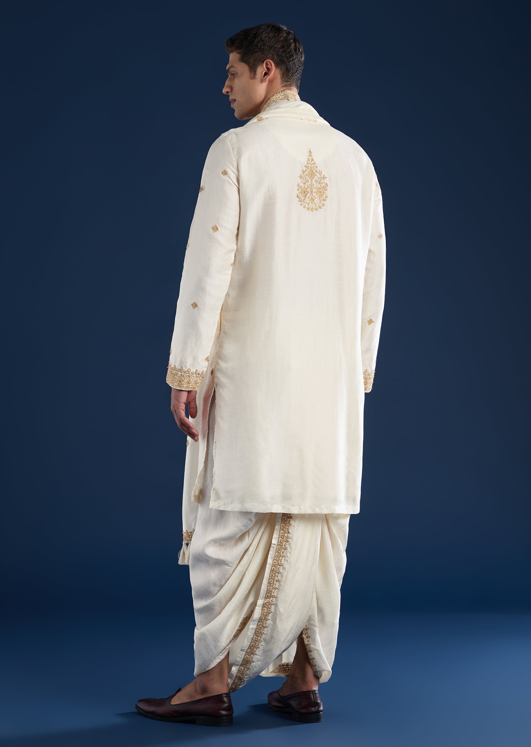 cream-embellished-kurta-with-dhoti- -dupatta-set-sg345760-5 14470b7f-8073-4328-98c4-d46f514bd018