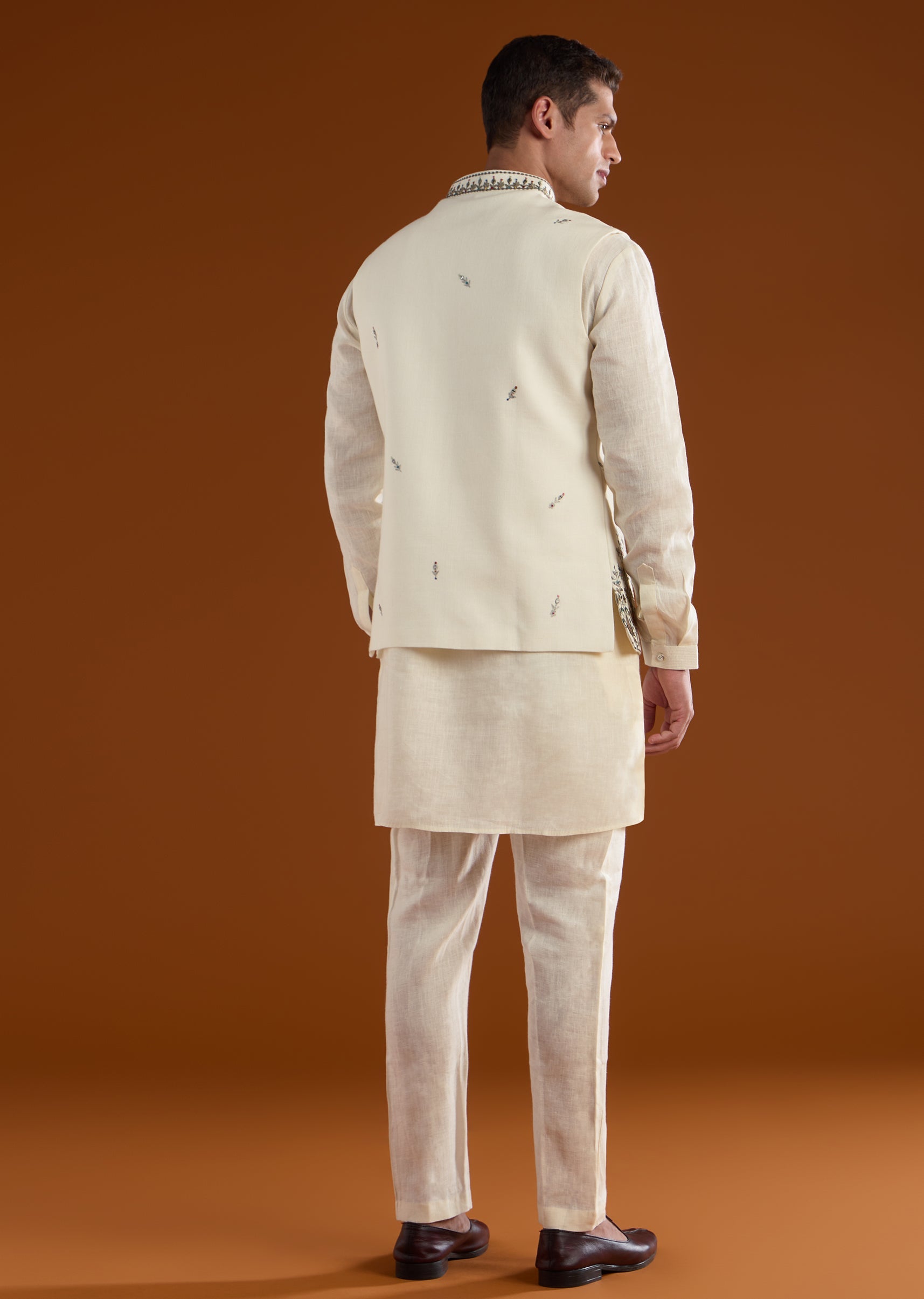 cream-silk-mens-kurta-jacket-set-with-thread-and-mirror-work-sg373880-5 1eabdba7-44dc-4d20-a38b-309602773429