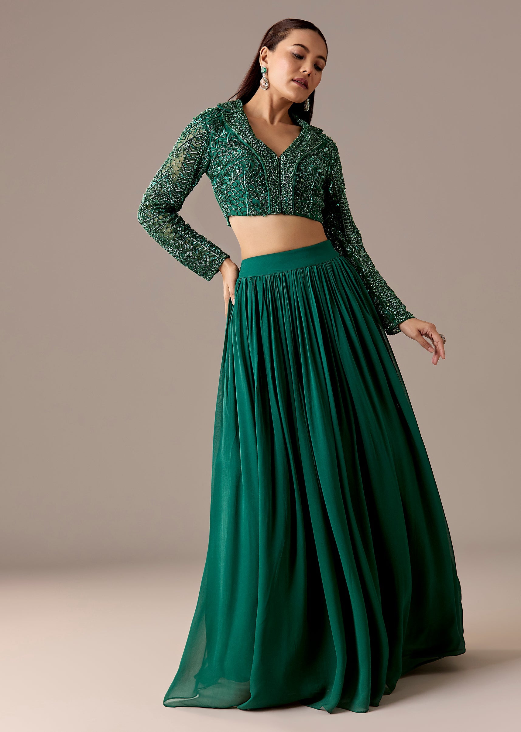 emerald-green-bridesmaid-lehenga-set-sg388072-3 d1e3e41a-c2ee-4251-86ec-6d33d6c8f1bf