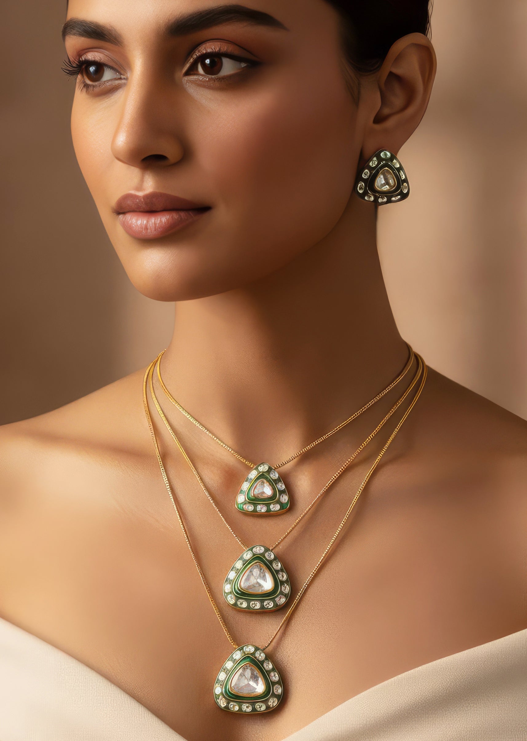 gold-finish-jewellery-set-in-kundan-detailing-sg370052-9 e2984d8d-c613-43f8-85e3-32696f9b768d